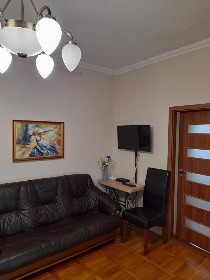 Zöld Sziget Apartmanlakás Eger Exterior foto