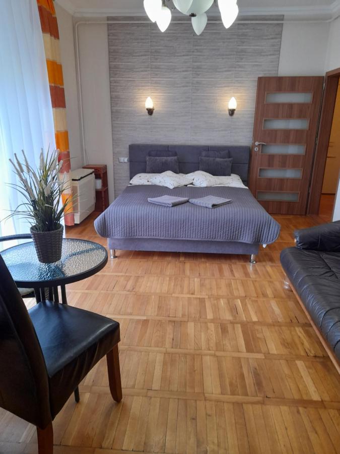 Zöld Sziget Apartmanlakás Eger Exterior foto